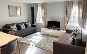 Urban Living'S - The Larkin